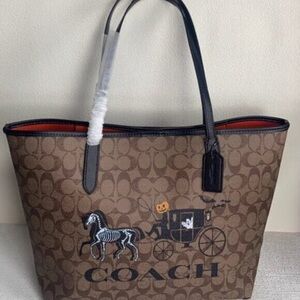 Coach Halloween tote and pumpkin driver coach wagon new